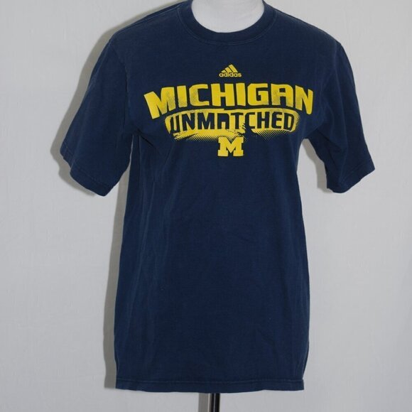 100% Cotton Michigan Wolverines Football Victories Adidas Mens Medium Shirt - Picture 2 of 8